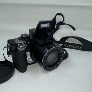 Nikon Coolpix P80 Digital Bridge Camera 10.1MP 18x Zoom Tested No Battery